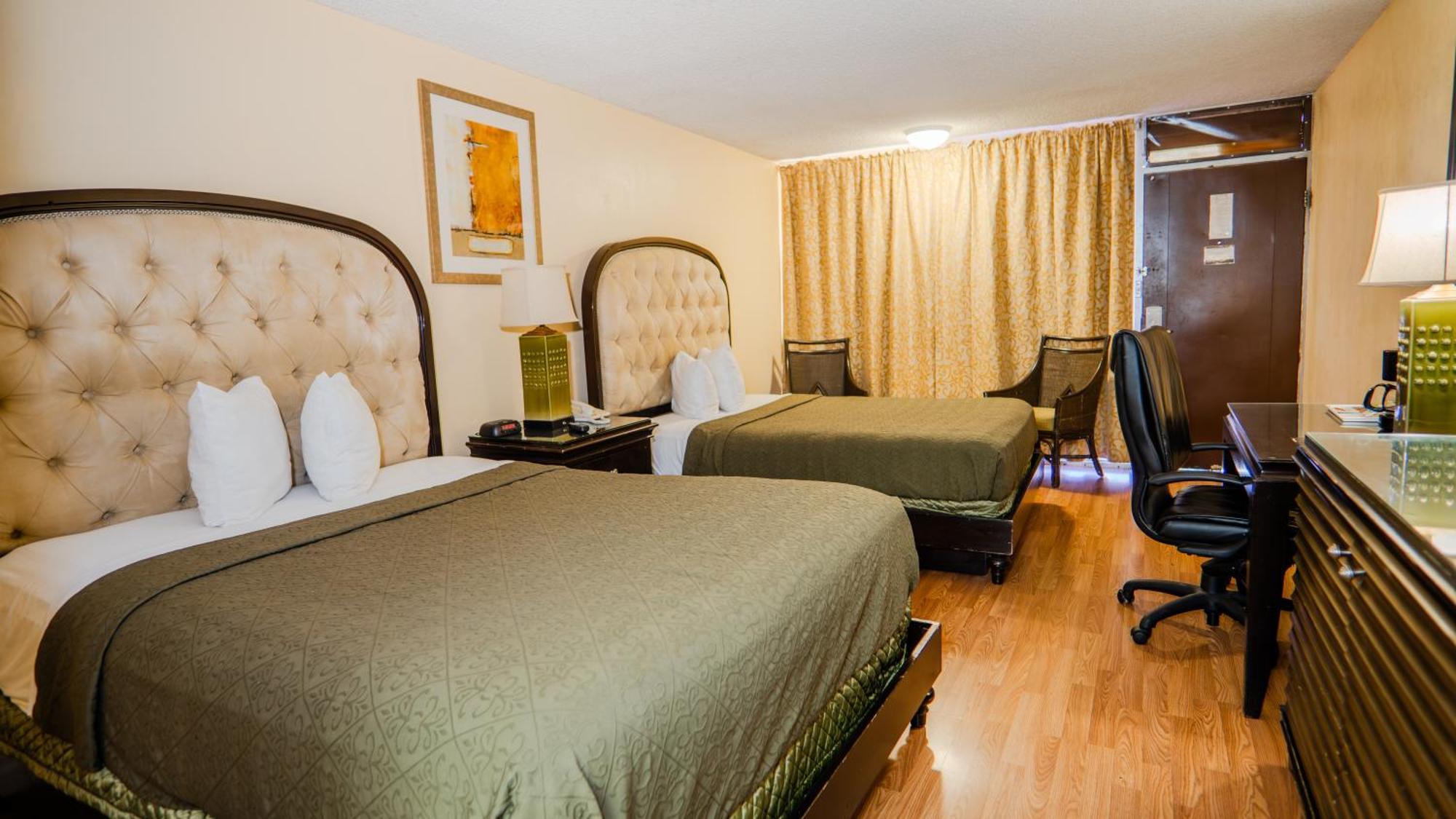 G T Hotels Inn & Suites Extended Stay ヴィクターヴィル エクステリア 写真